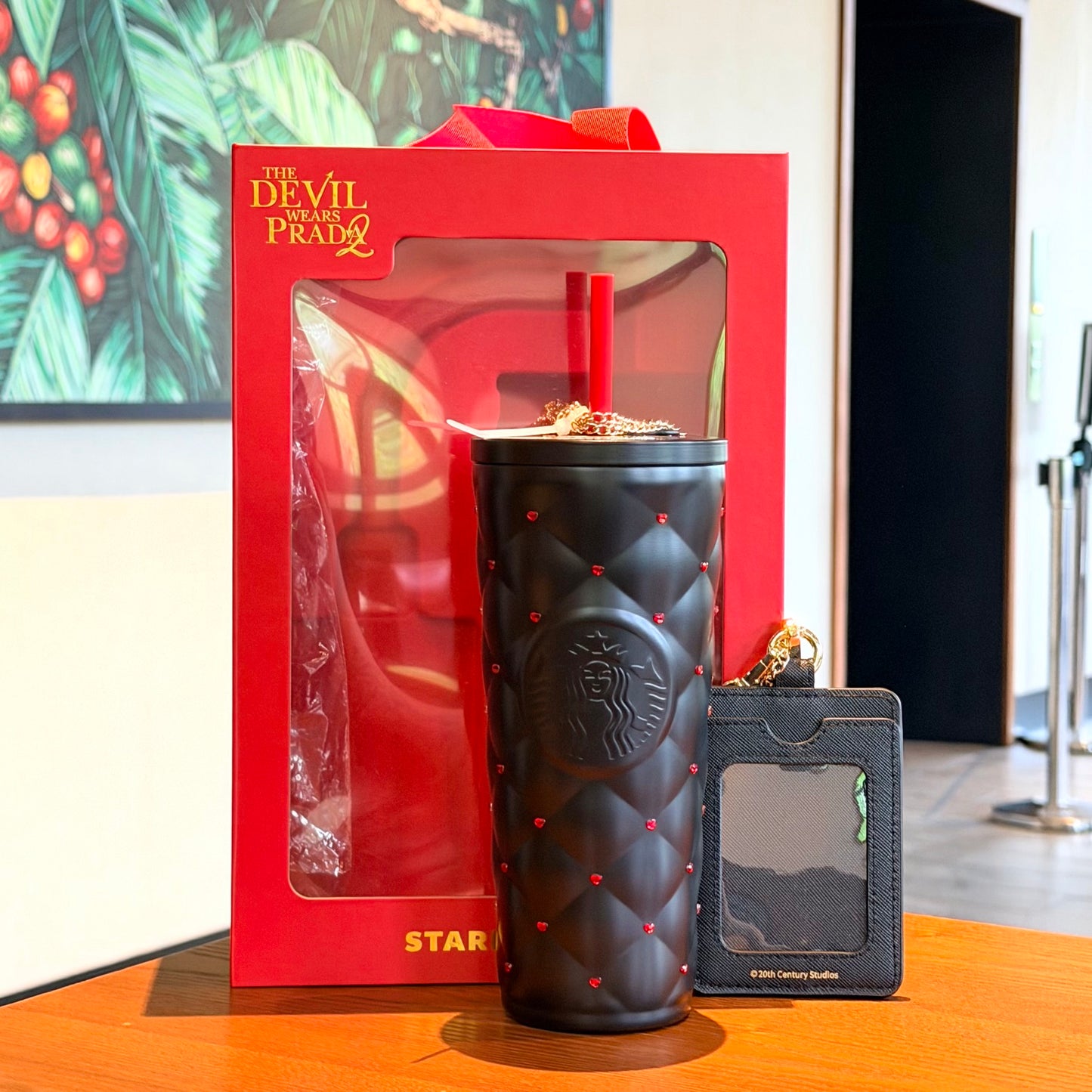 [LIMITED EDITION CHINA EXCLUSIVE] Authentic Starbucks x The devil wears Prada Series Mug Tumbler