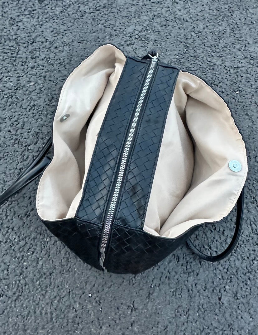 Pre-order Taylor Swift Reputation Bag