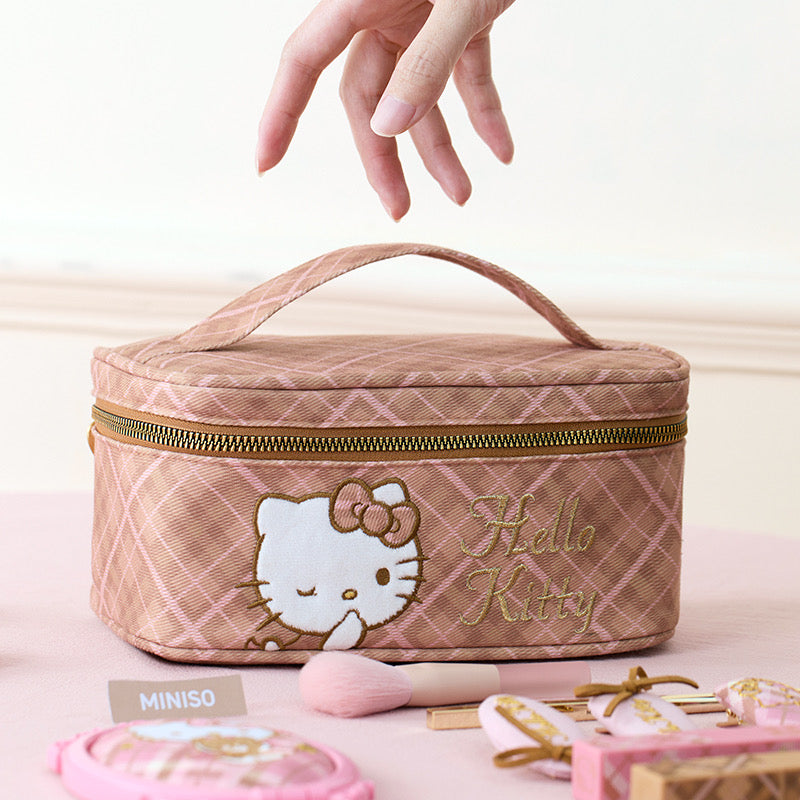 [Authantic] Miniso land Sanrio Hello Kitty Bag Mirror Plushy Pillow Hair Clip Retro Plaid Series