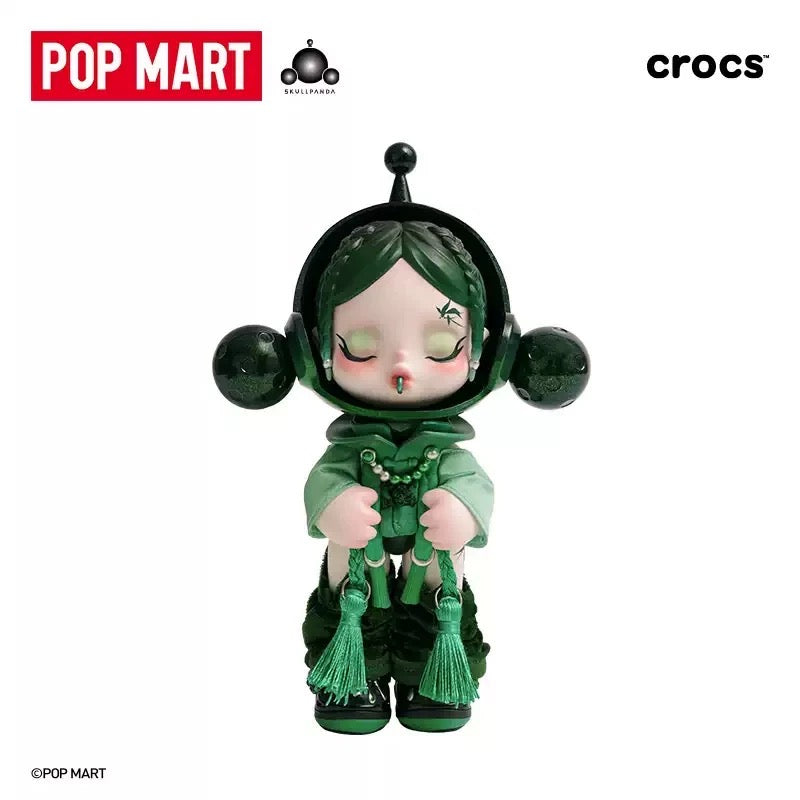 [Authentic] Popmart X Crocs Skullpanda Crocs Figure